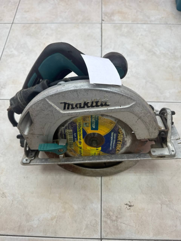 Циркулярная пила Makita hs7601