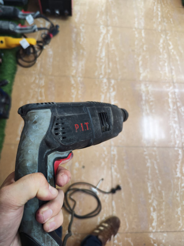 Перфоратор P.I.T 850W