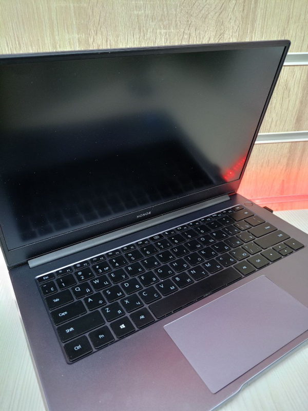 Ноутбук Honor MagicBook X14