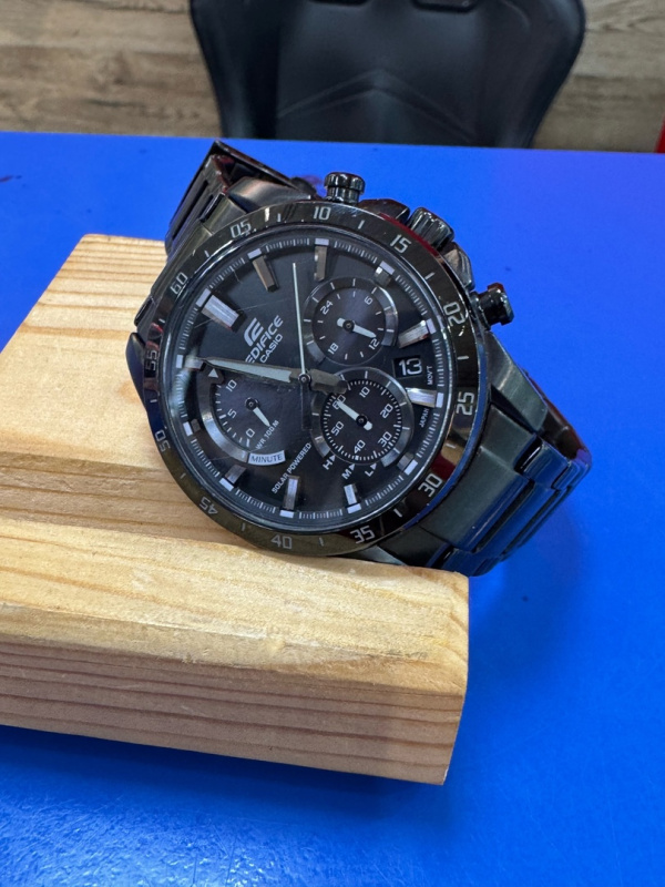 Часы наручные Casio EQS-930