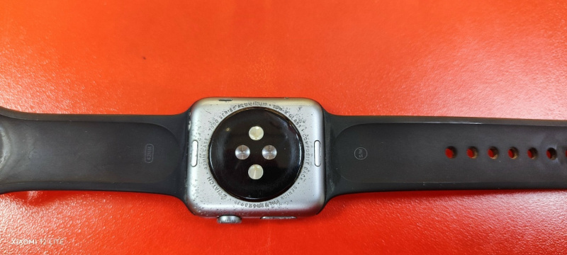 Часы наручные Apple A1554