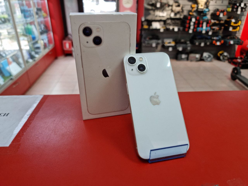 Мобильный телефон Apple iPhone 13