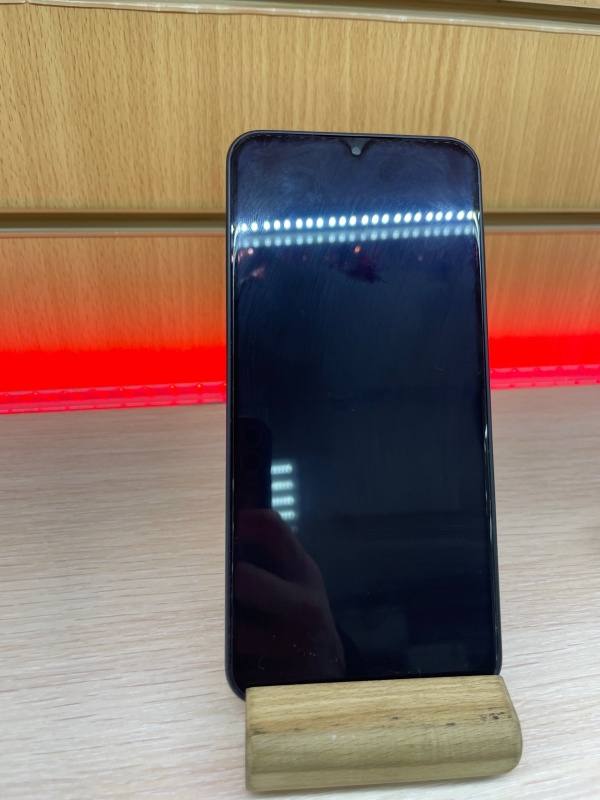 Мобильный телефон Samsung Galaxy A16