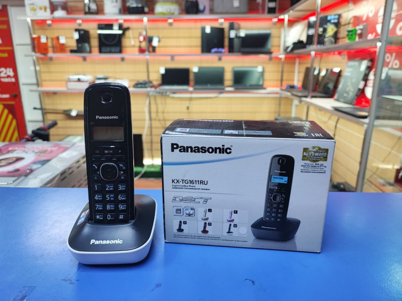 Сотовый телефон panasonic kx-tu456. Телефон panasonic kx tu456. Телефон tu456 сотовый panasonic. Телефон panasonic kx tu456. Кнопочные телефоны panasonic kx-tu456ru.