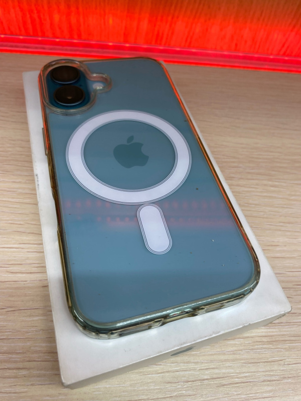 Мобильный телефон Apple iPhone 16