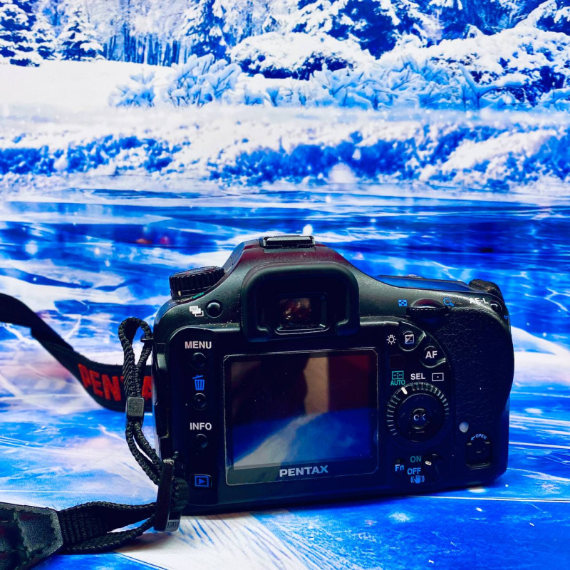 Фотоаппарат Зеркальный  Pentax К10