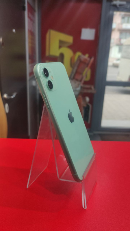 Мобильный телефон Apple iPhone 11