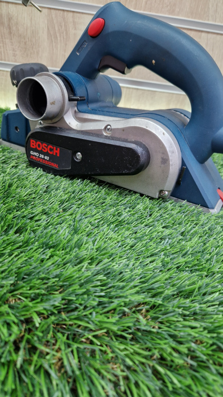 Шлифмашинка Bosch GHO 26-82