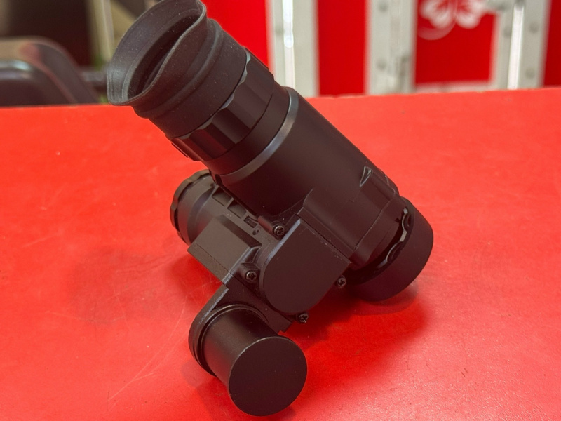 Прибор нгочного видения  NVG 10