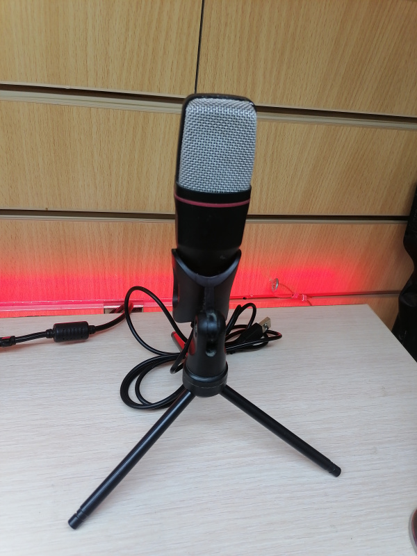 Микрофон DEXP U400