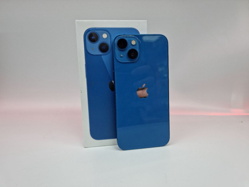 Мобильный телефон Apple iPhone 13