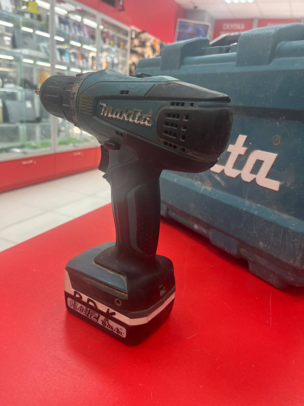 Шуруповерт Makita DF347DWE
