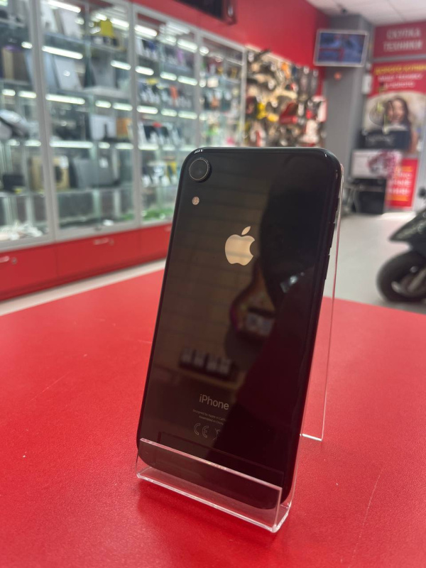Мобильный телефон Apple iPhone XR