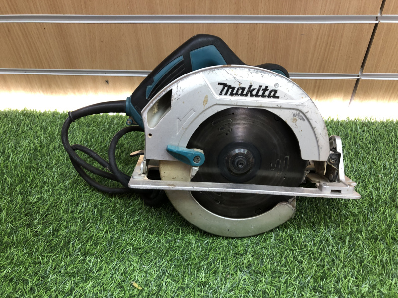 Циркулярная пила Makita HS7600