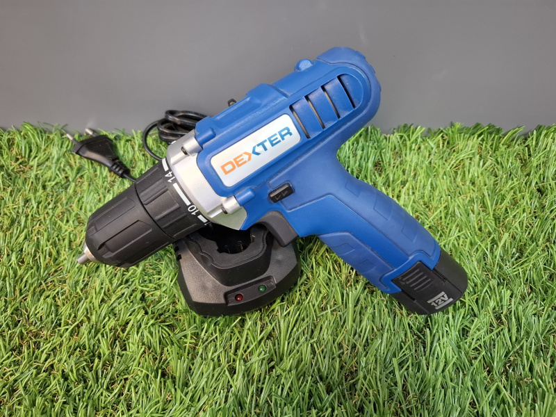 Шуруповерт Dexter ML-CD62-120S