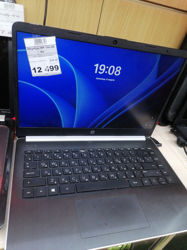Ноутбук HP 14s-db 8e